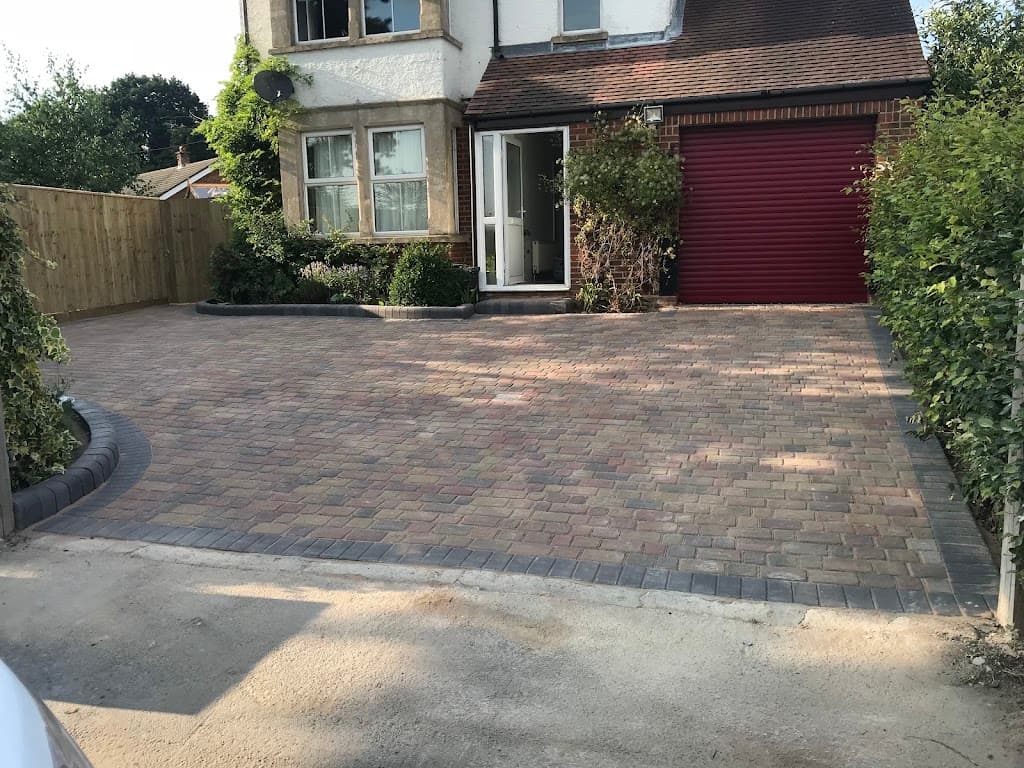 Creative Driveways Patios Paving Landscaping Ltd