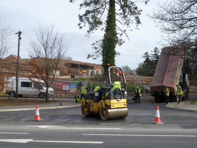 Meads Resurfacing ⭐⭐⭐⭐⭐ Kent Tarmac Contractors | London Tarmac Contractors | Pothole Repairs London | Pothole Repairs Kent