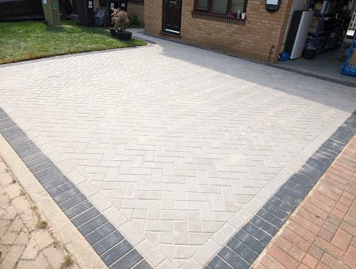 Buckinghamshire Paving Solutions — Customer photo