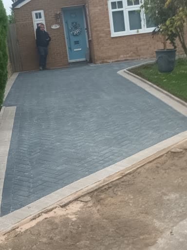 Buckinghamshire Paving Solutions — Customer photo