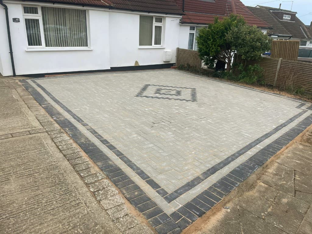 Gladstone paving Ltd