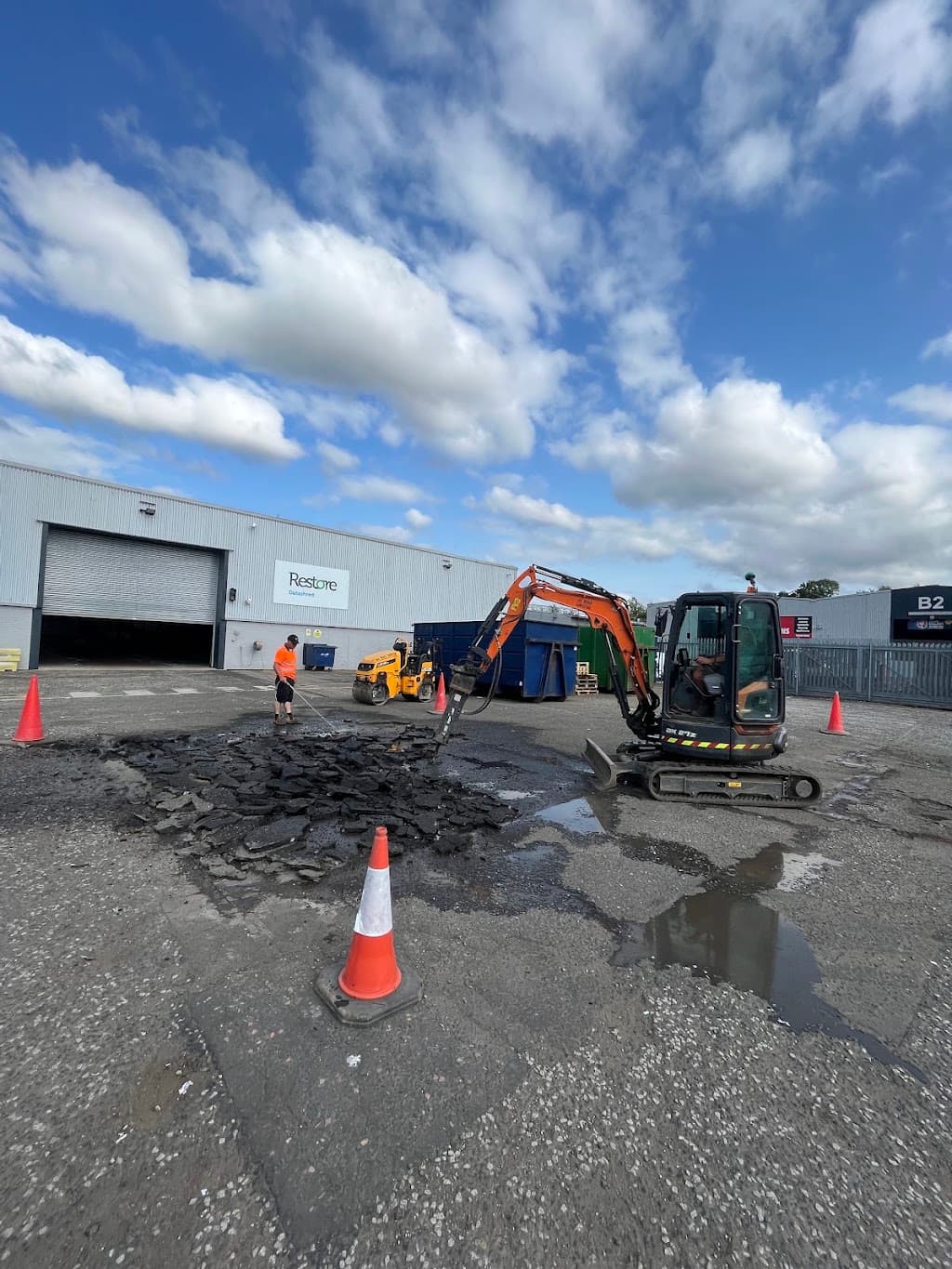 J&L Roadsurfacing Contractors - Asphalt & Tarmac Contractors