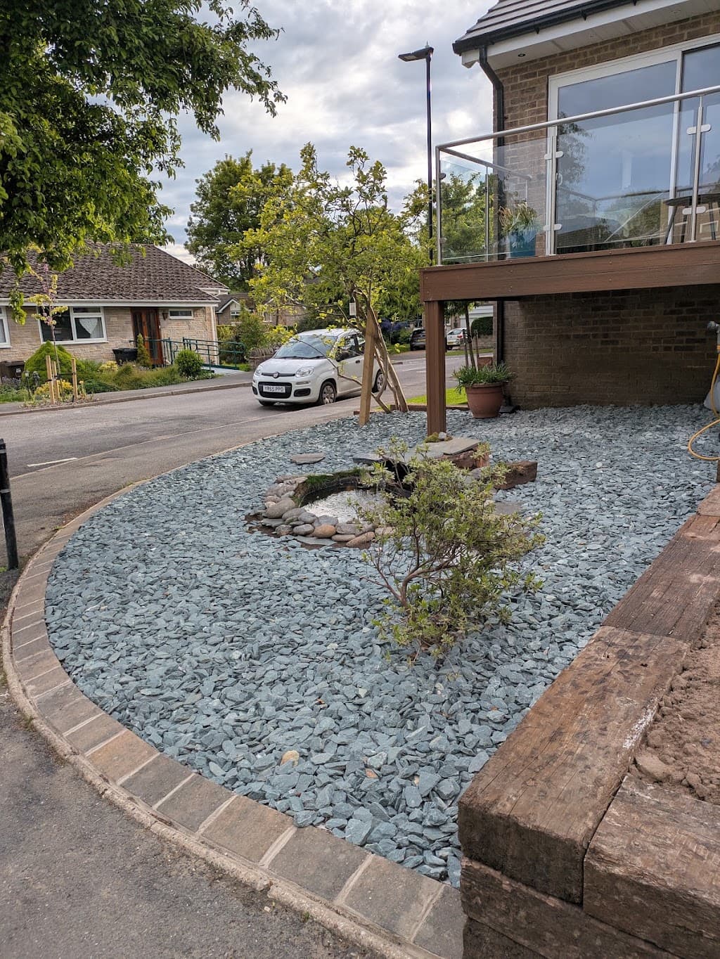 Bob Hoyland & Son Paving, wall and landscaping