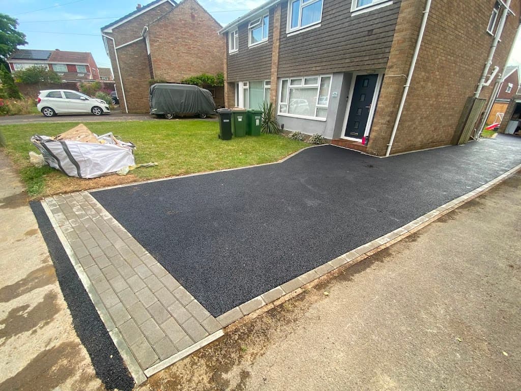 South Coast Driveways & Roofing Ltd