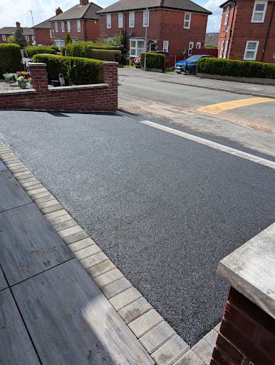 Stonecoat driveways & landscaping — Customer photo