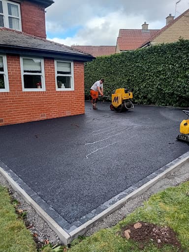 Tarmac Driveway Leeds — Customer photo