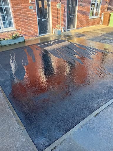 Tarmac Driveway Leeds — Customer photo